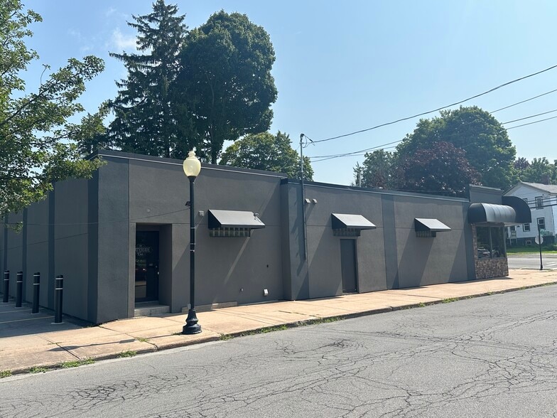 60 State St, Phoenix, NY for lease - Building Photo - Image 3 of 6