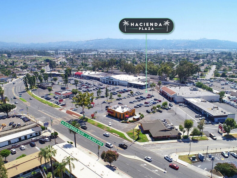 755-899 N Hacienda Blvd, La Puente, CA for lease - Building Photo - Image 2 of 5