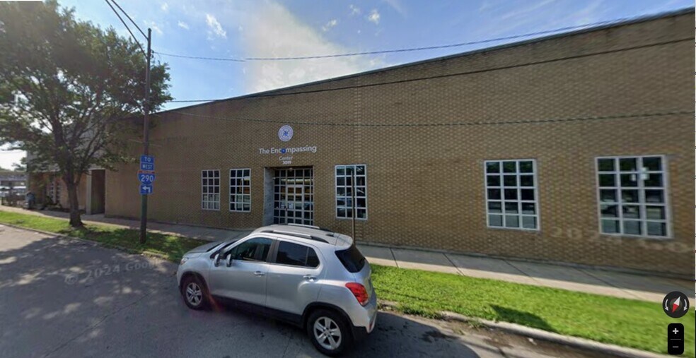 3021 W Harrison St, Chicago, IL à louer - Photo du bâtiment - Image 1 de 9