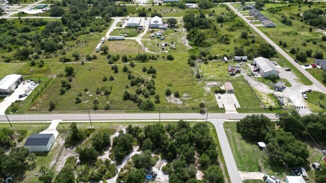 More details for 2441-2449 Broadpoint Dr, Punta Gorda, FL - Office for Sale