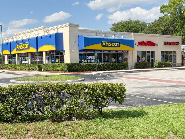 Plus de détails pour 7501 E Colonial Dr, Orlando, FL - Commerce de détail à louer