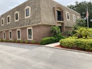 3885 20th St, Vero Beach, FL for lease Building Photo- Image 1 of 16