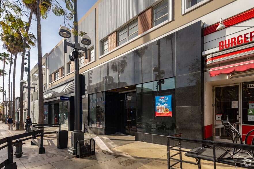 1322 3rd Street Promenade, Santa Monica, CA à louer - Photo du bâtiment - Image 2 de 7