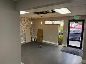337-379 SW 13th Ave, Pompano Beach, FL for lease Interior Photo- Image 2 of 3