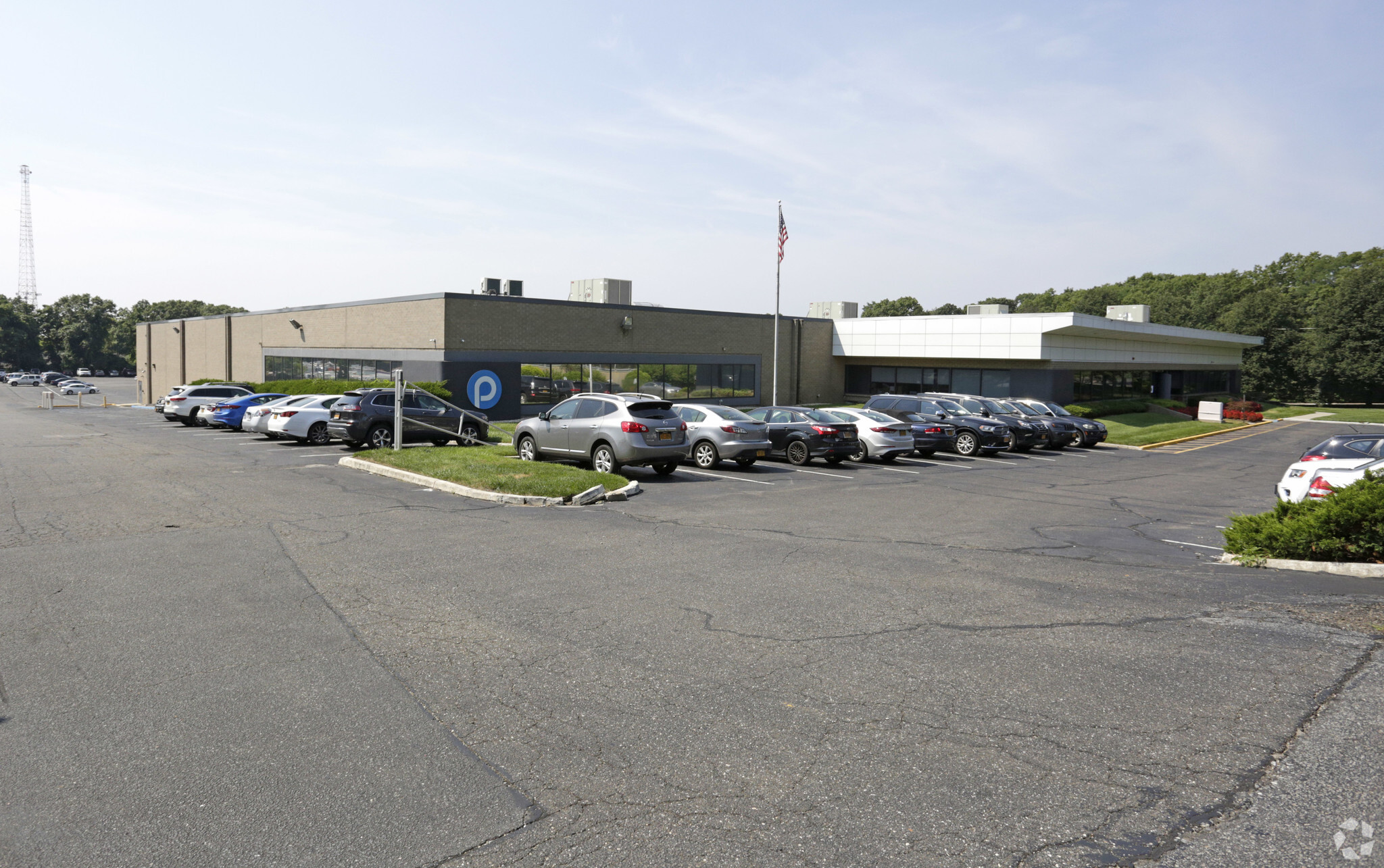 1516 Motor Pky, Hauppauge, NY for sale Primary Photo- Image 1 of 1