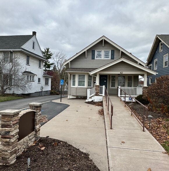 62 Empire Blvd, Rochester, NY à louer - Photo du bâtiment - Image 3 de 8