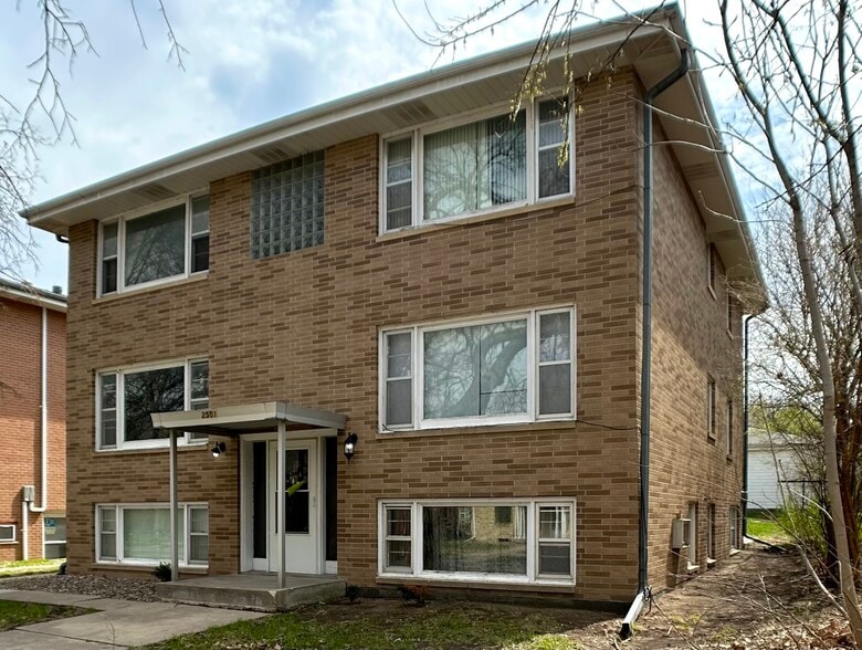 2501 A St, Lincoln, NE for sale - Building Photo - Image 1 of 9