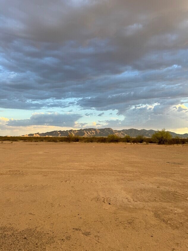 211th Ave & Happy Velley - City of Surprise AZ, Wittmann, AZ for sale Primary Photo- Image 1 of 5