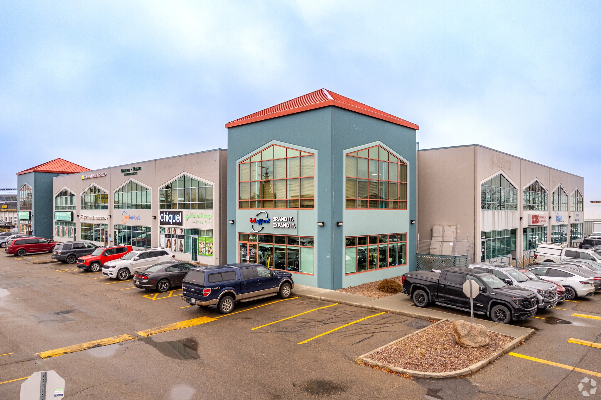 6726 - 6775 St, Edmonton, AB for sale Primary Photo- Image 1 of 1