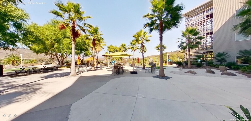 10641 Scripps Summit Ct, San Diego, CA à louer - Numérisation 3D de Matterport - Image 2 de 18