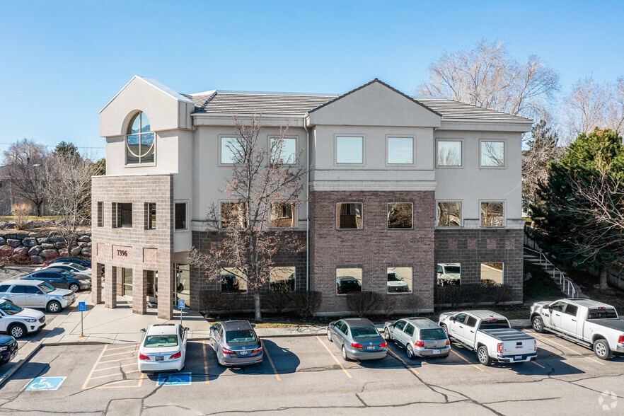 7396 S Union Park Ave, Midvale, UT à vendre - Photo du bâtiment - Image 3 de 16