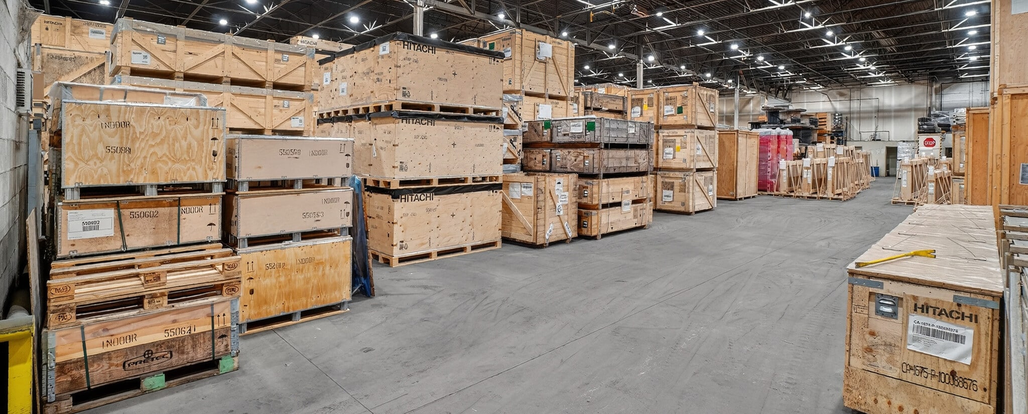 1930-1960 52e Av, Montréal, QC for lease Interior Photo- Image 1 of 3