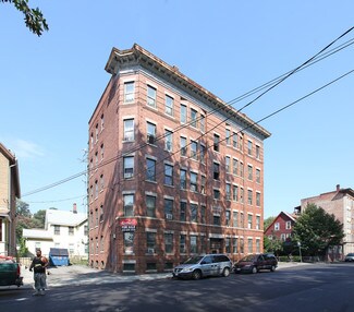 Plus de détails pour 859-861 Main St, Holyoke, MA - Multi-résidentiel à vendre