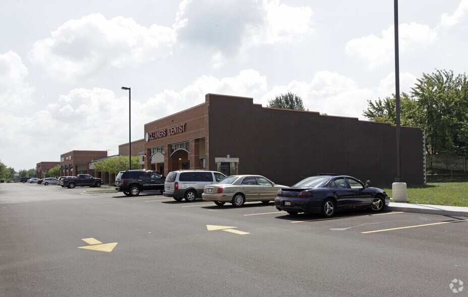 11925-11981 W 143rd St, Orland Park, IL à louer - Photo du bâtiment - Image 3 de 9