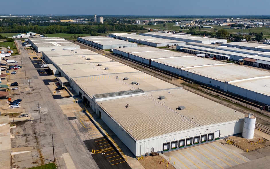 Forbes Industrial Park portfolio of 3 properties for sale on LoopNet.ca - Building Photo - Image 3 of 6