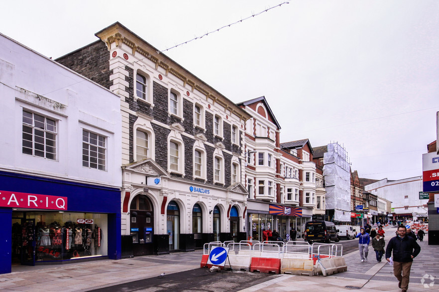 91 Taff St, Pontypridd for sale - Building Photo - Image 2 of 4