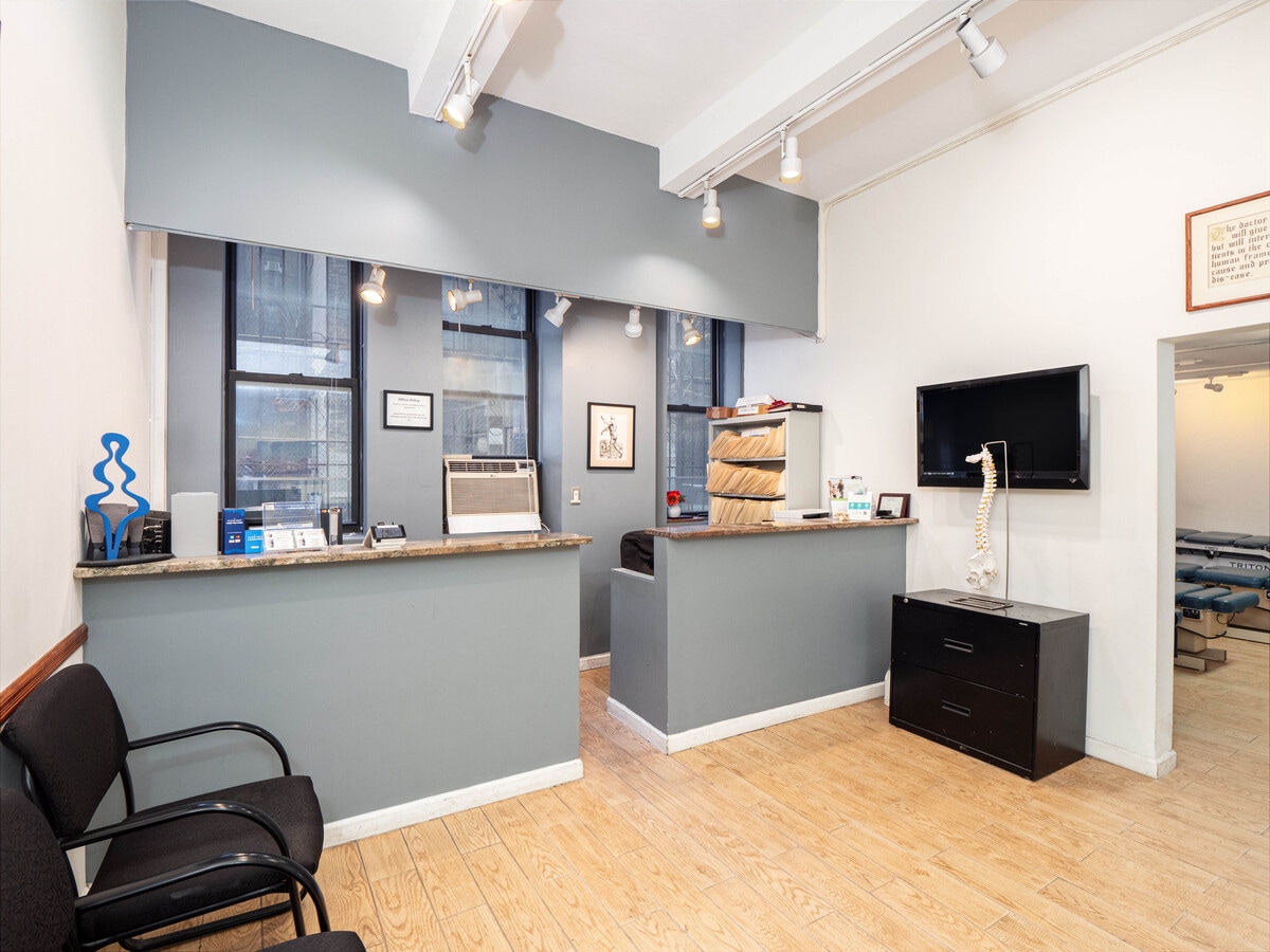 235 E 49th St, New York, NY 10017 - Unit Office B/C -  - Interior Photo - Image 1 of 9