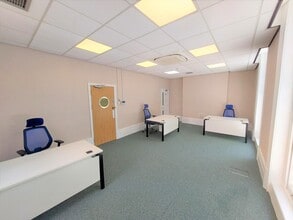 62-62A Mount Pleasant Rd, Tunbridge Wells for lease Interior Photo- Image 2 of 4