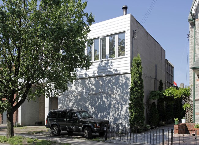 More details for 134 Osler St, Toronto, ON - Office for Lease