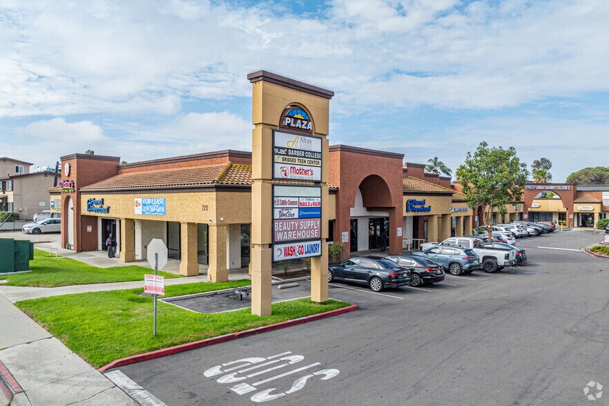 212-220 Euclid Ave, San Diego, CA à louer - Photo principale - Image 1 de 11