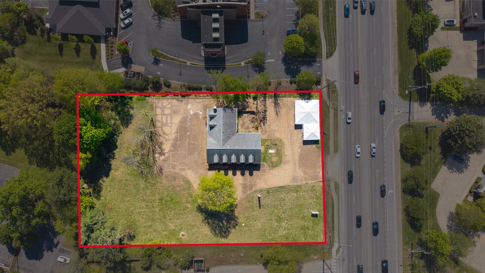 333 E Main St, Hendersonville, TN à vendre - Photo du bâtiment - Image 2 de 3