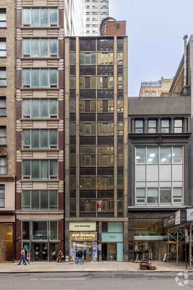 306 Fifth Ave, New York, NY à louer - Photo du bâtiment - Image 2 de 4