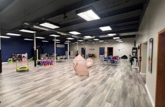 710 E Catawba St, Belmont, NC for lease Interior Photo- Image 1 of 7