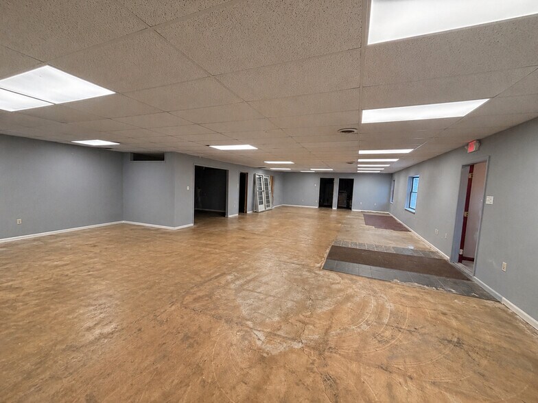 3130 Memorial Hwy, Dallas, PA à vendre - Photo du bâtiment - Image 2 de 19