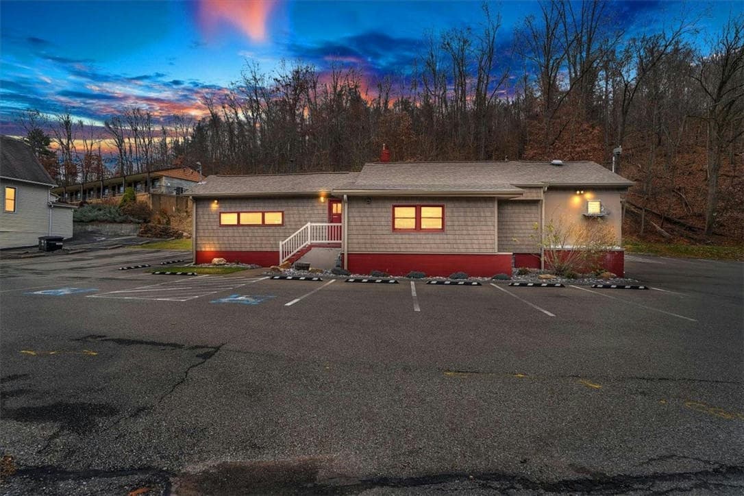 3006 Lewis Run Rd, Clairton, PA for sale Primary Photo- Image 1 of 35