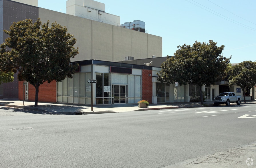 1224 K St, Modesto, CA for sale - Building Photo - Image 3 of 23