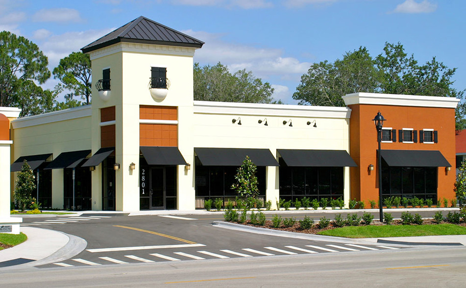 2801-2807 N Poinciana Blvd, Kissimmee, FL à vendre - Photo principale - Image 1 de 1