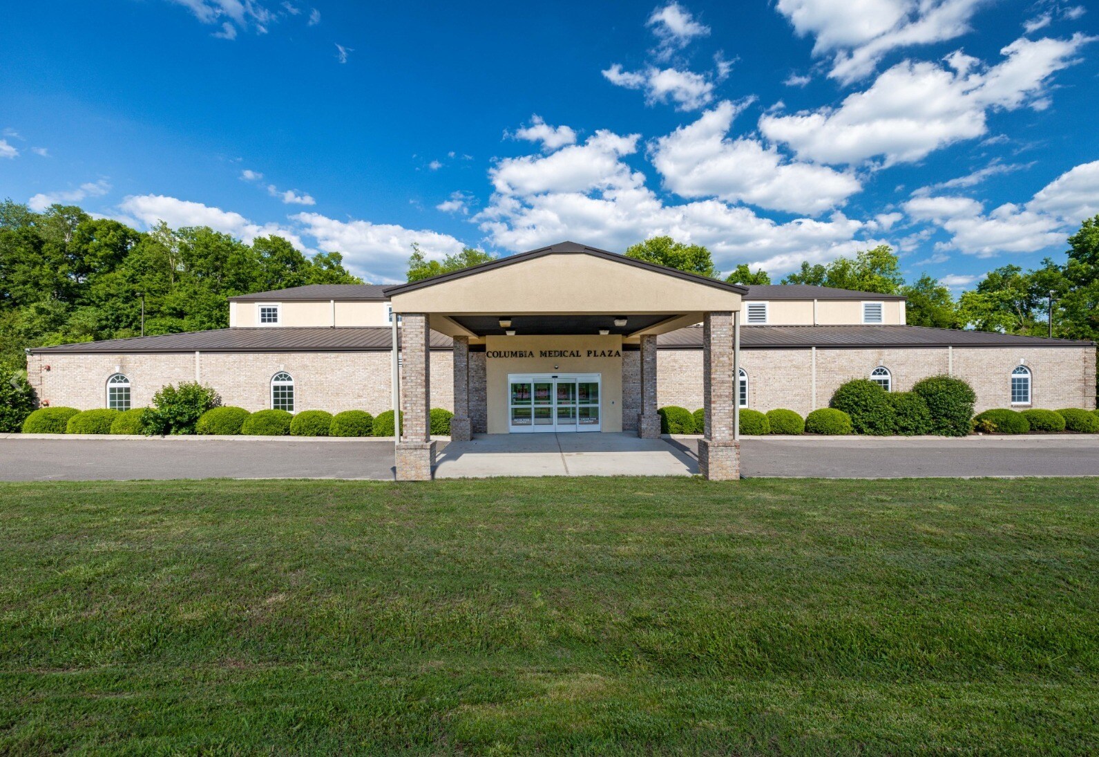 2602 Trotwood Ave, Columbia, TN à vendre Photo principale- Image 1 de 17