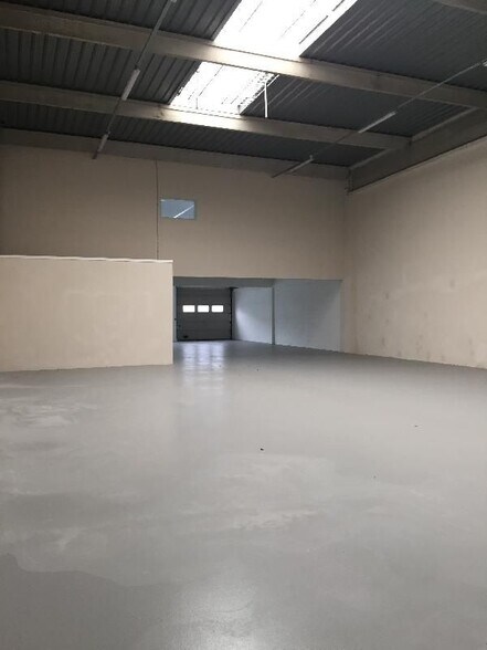 Flex dans Trappes à louer - Photo du bâtiment - Image 2 de 6