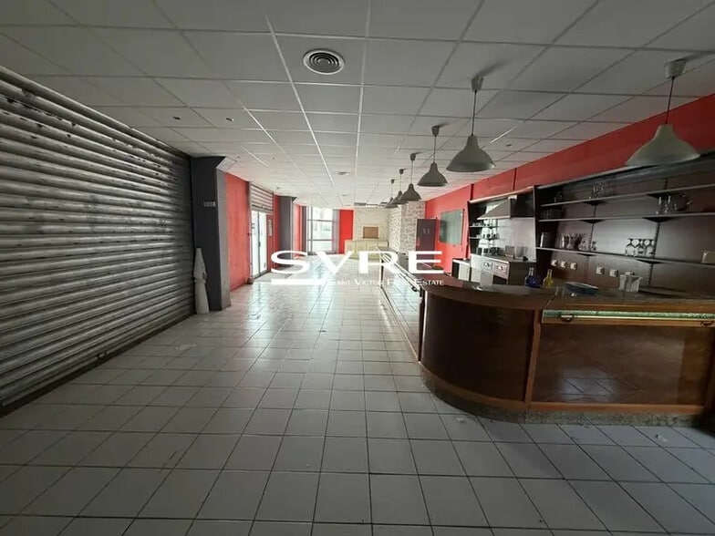 14 Boulevard De L'Europe, Vitrolles for lease - Interior Photo - Image 2 of 7