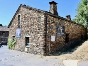 Commerce de détail dans Campillo de Ranas, Guadalajara à vendre - Photo principale - Image 1 de 28