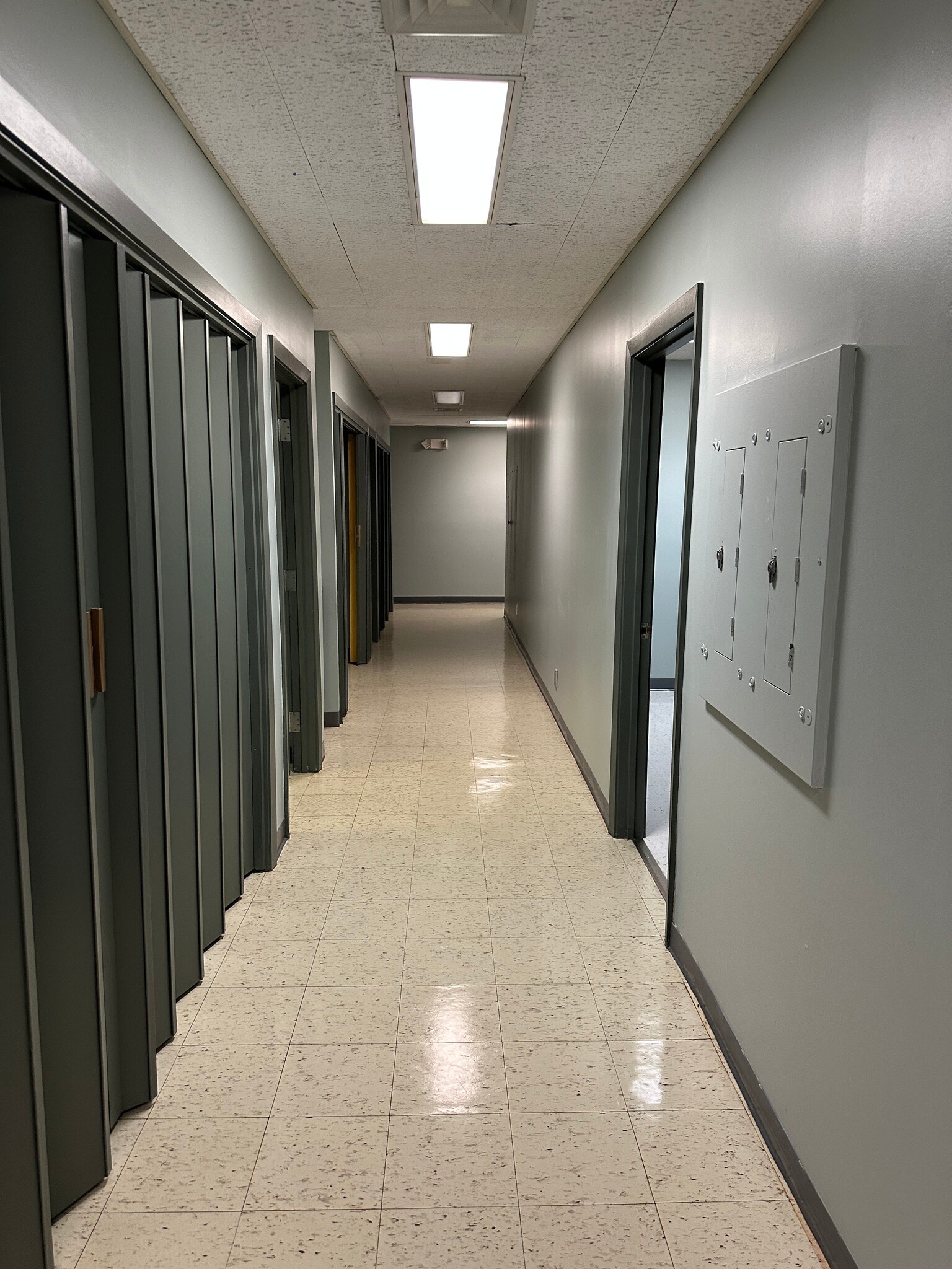 324 Main St, Greenfield, MA à louer Photo du bâtiment- Image 1 de 3