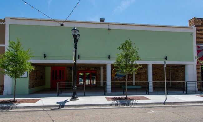 More details for 715 S Polk St, Amarillo, TX - Retail for Lease