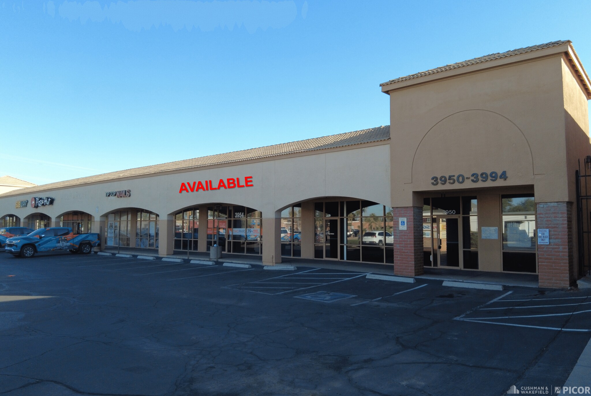 3950-3994 N Oracle Rd, Tucson, AZ for lease Primary Photo- Image 1 of 4
