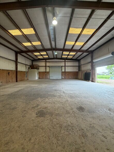 3825 FM 362 Rd, Brookshire, TX à louer - Photo du bâtiment - Image 2 de 10