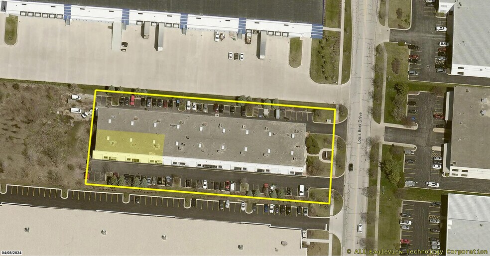 1485 Louis Bork Dr, Batavia, IL à vendre - Photo du bâtiment - Image 2 de 2