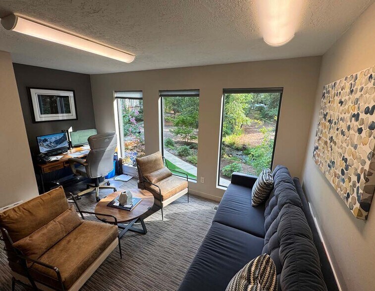 4160 Commercial St SE, Salem, OR à louer - Photo intérieure - Image 3 de 7