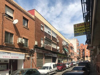Plus de détails pour Calle de Bernardina Aranguren, 8, Madrid - Commerce de détail à louer