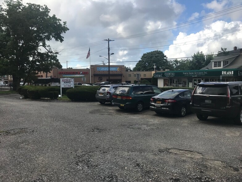431 New York Ave, Huntington, NY for lease - Building Photo - Image 2 of 10