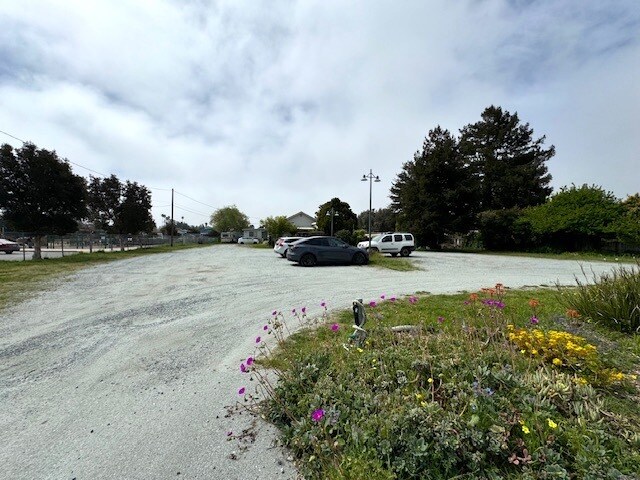 1818 Felt St, Santa Cruz, CA à vendre - Photo du bâtiment - Image 2 de 3