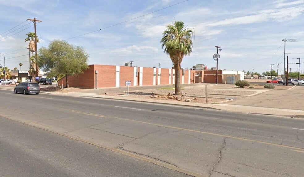 1015 E Florence Blvd, Casa Grande, AZ à louer - Photo du bâtiment - Image 3 de 4