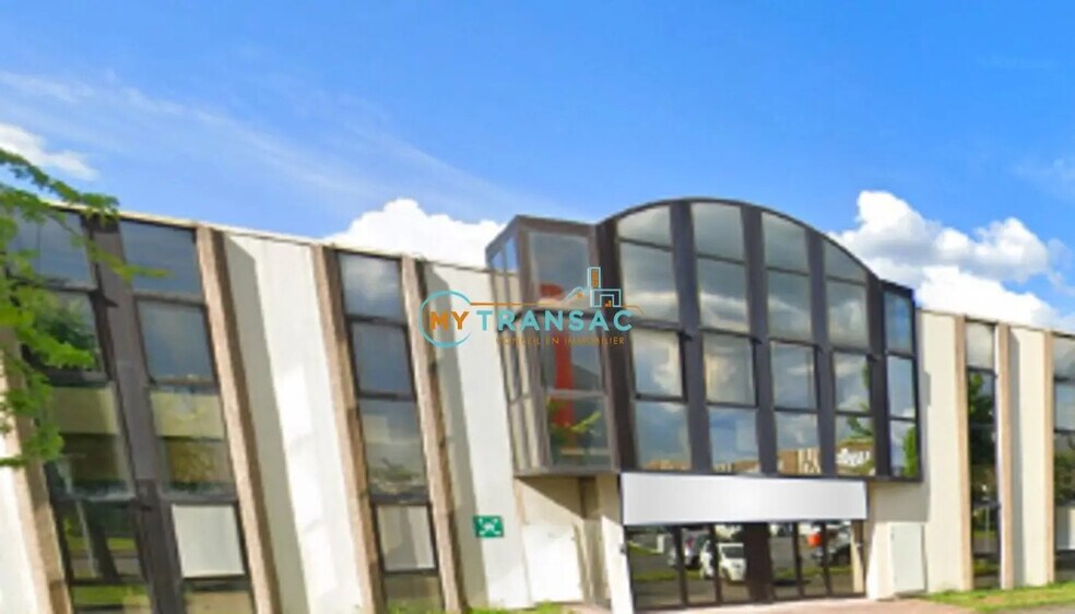 Flex dans Bonneuil-sur-Marne à louer - Photo du bâtiment - Image 1 de 8