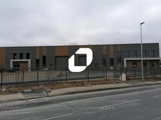 Plus de détails pour Local d'activités à louer