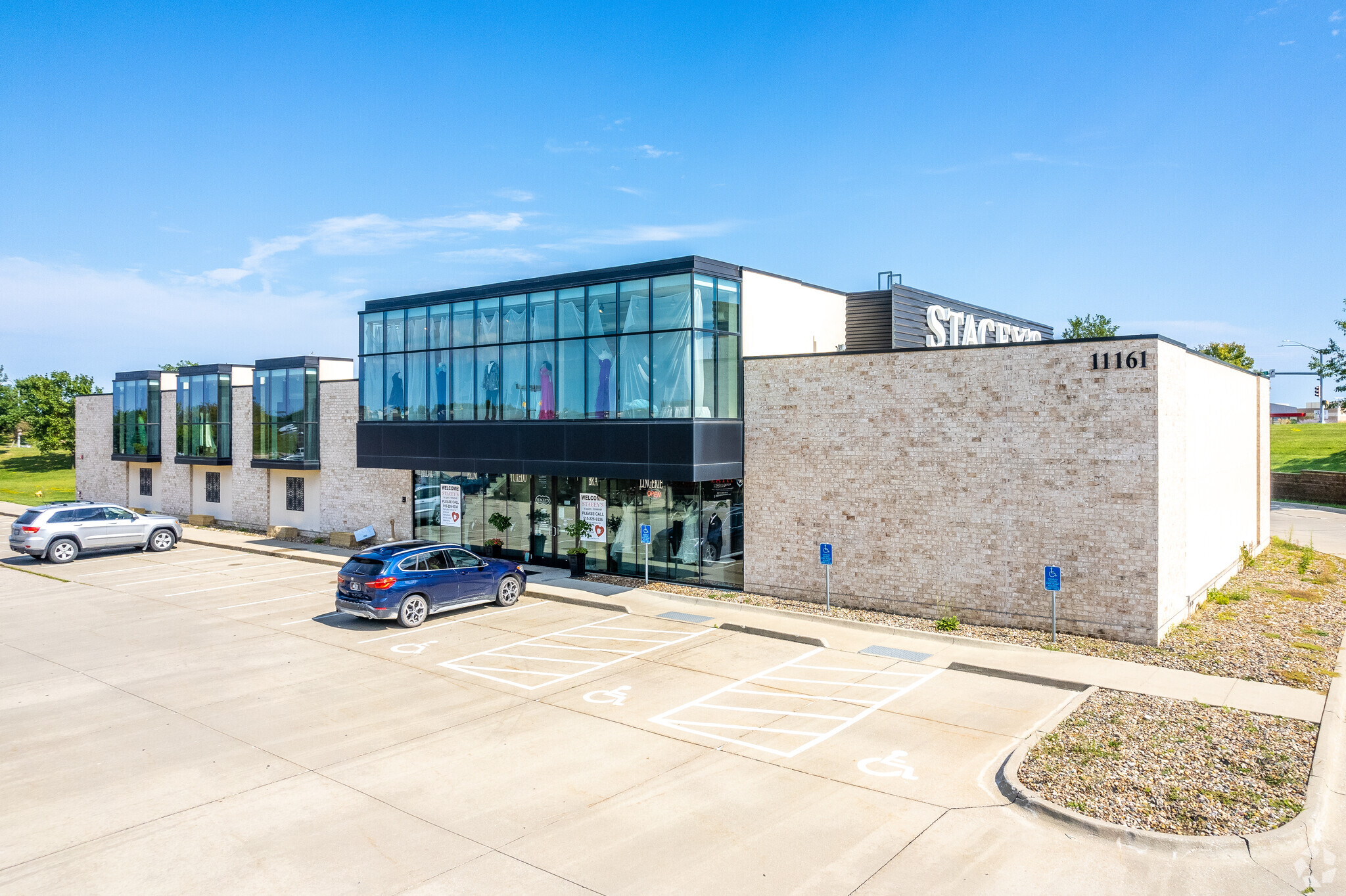 4901 NW Urbandale Dr, Urbandale, IA for sale Building Photo- Image 1 of 1