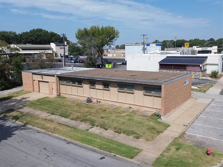 9118 E 72nd Ter, Raytown, MO à vendre - Photo du bâtiment - Image 1 de 3