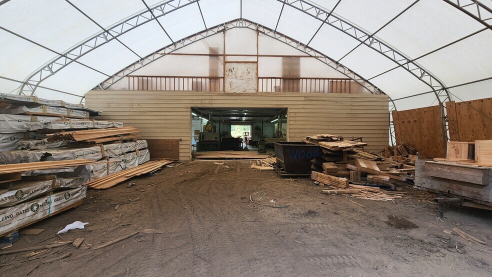 3765 Ridge Rd, Westover, PA à vendre - Photo du bâtiment - Image 2 de 5